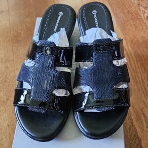 Rockport Sandals Black NWB size 8